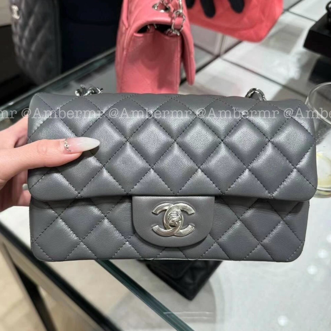 CHANEL CC クラシックフラップバッグ グレー 20cm