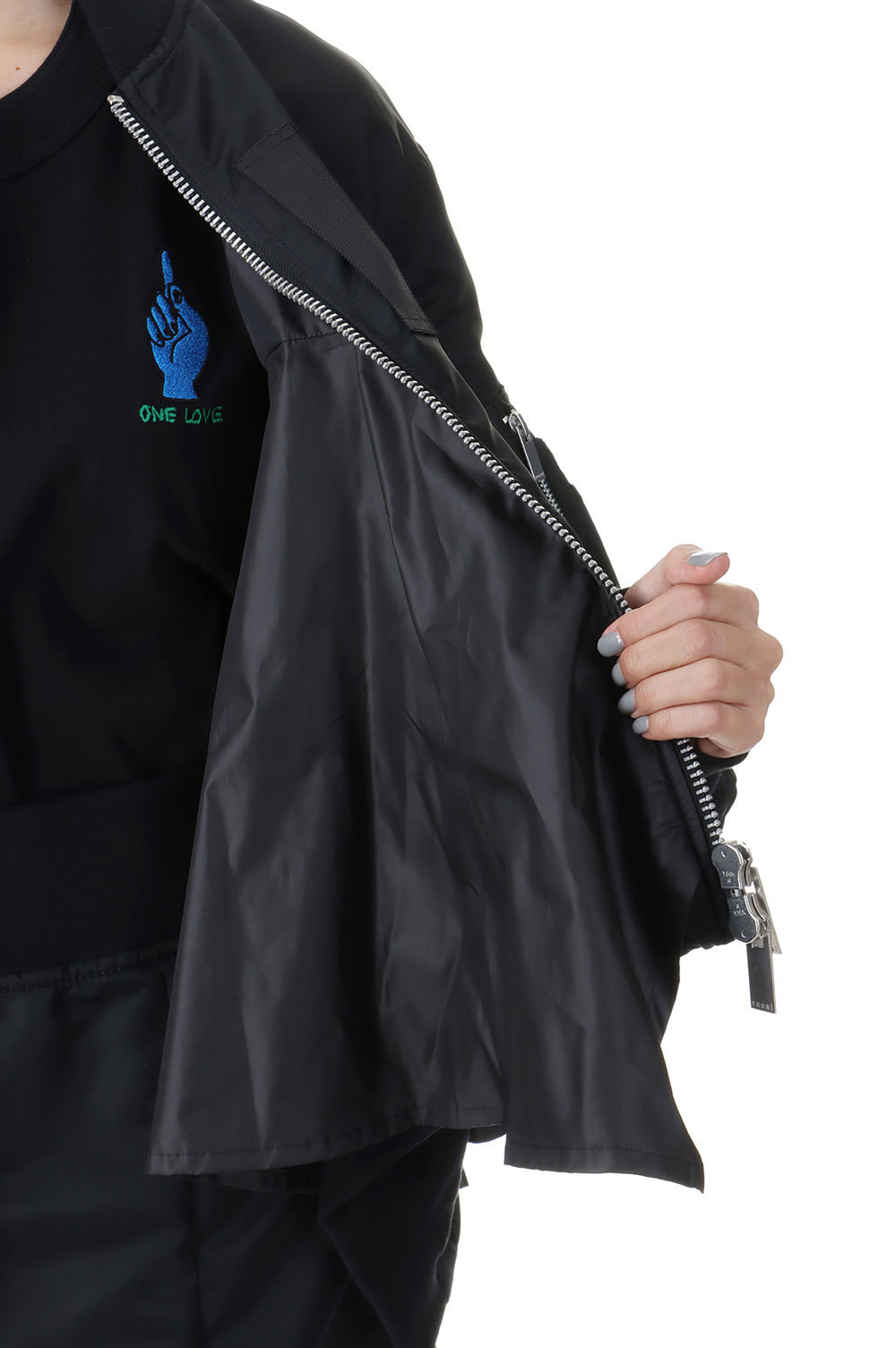 益若つばさ愛用《 Sacai 》Nylon Twill Blouson