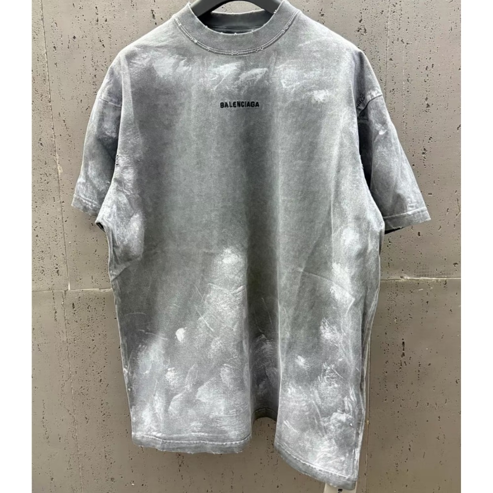 《高級感抜群》【BALENCIAGA】ペイントヴィンテージTシャツ