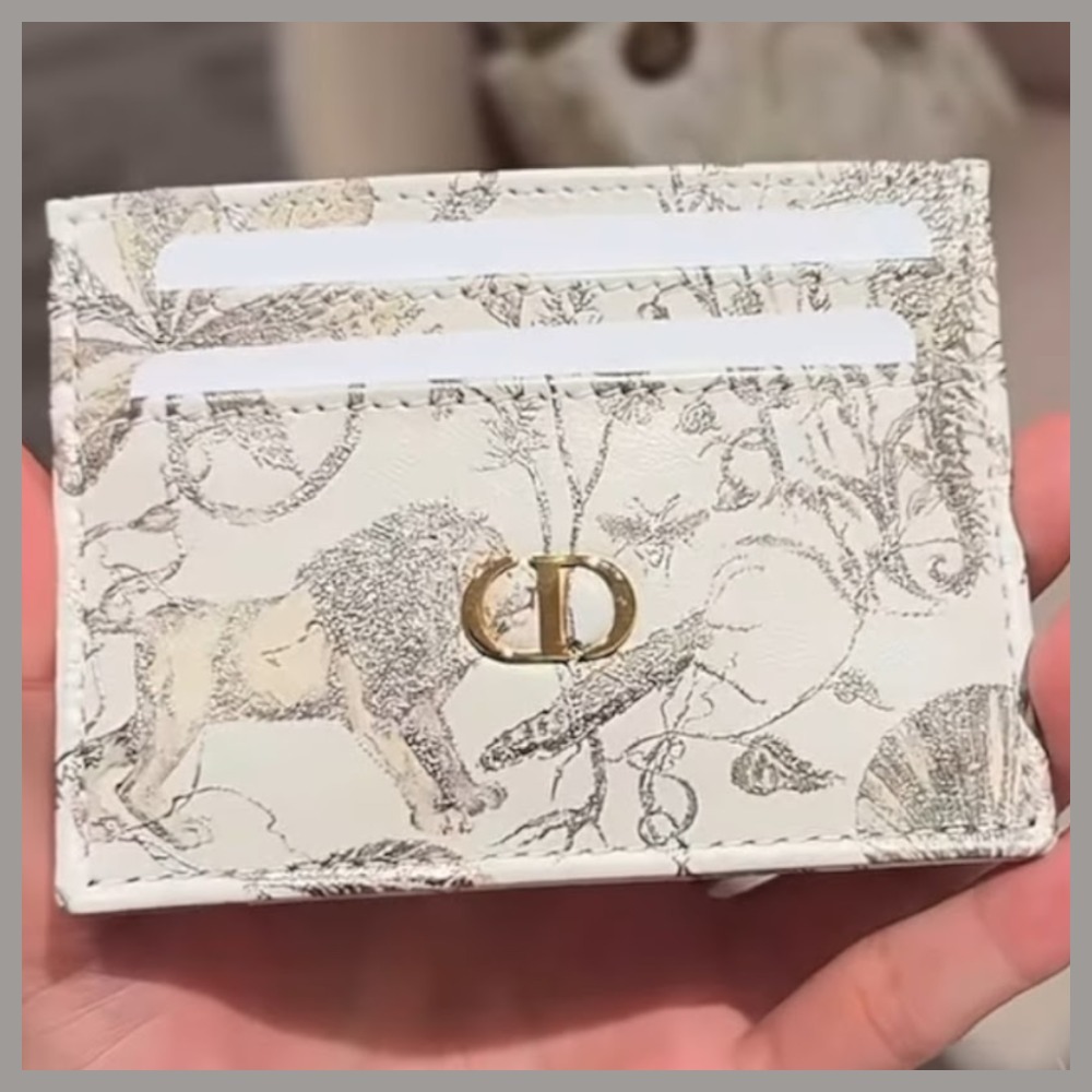 【美しく上品なデザイン★】Dior Caro Freesia カードホルダー