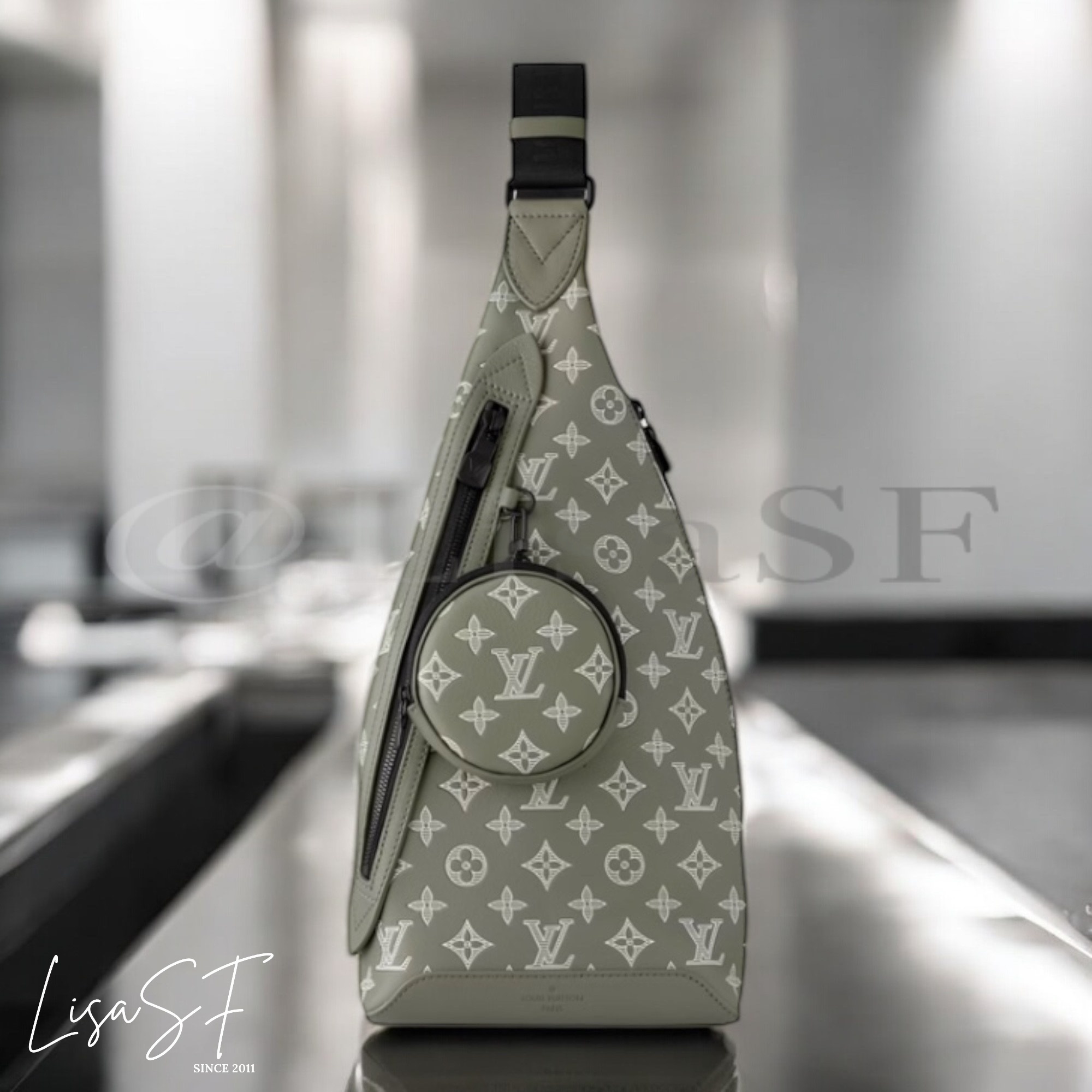【直営店SALE価格】LV ＜雑誌掲載＞デュオ・スリングバッグ