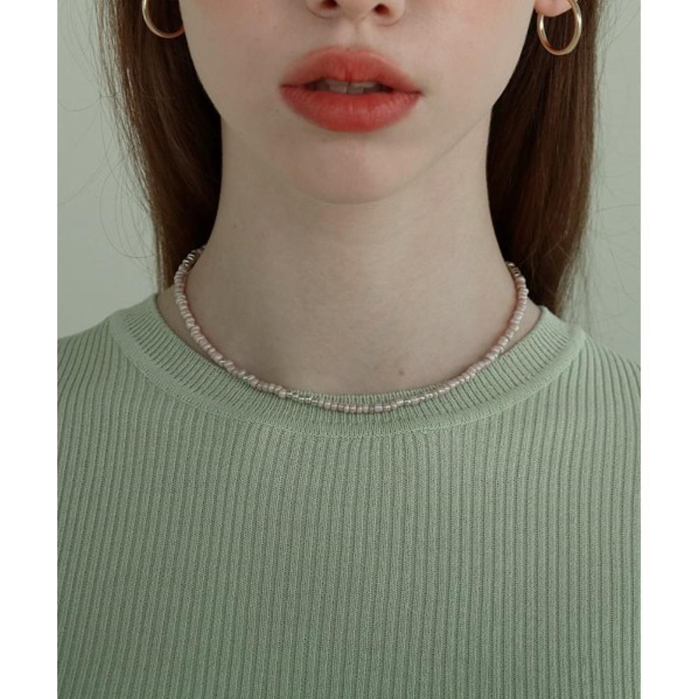 ブレスレット LESS IS MORE baby pink bead necklace
