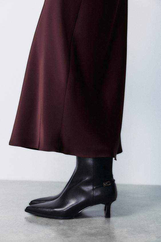 ZARA バックルディーテイルヒールブーツ 41 - メルカリ
