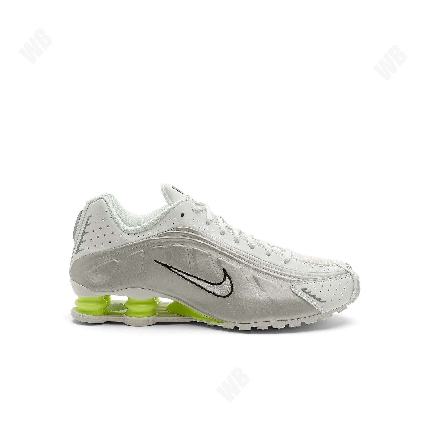[Nike] SHOX R4 ☆送料込☆