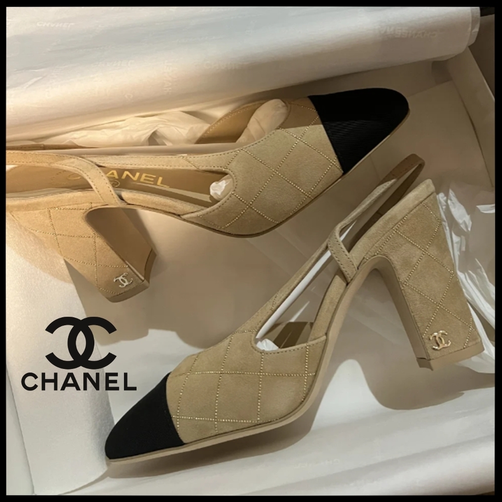 お洒落なヌードカラー♪【 CHANEL 】スエード スリングバック