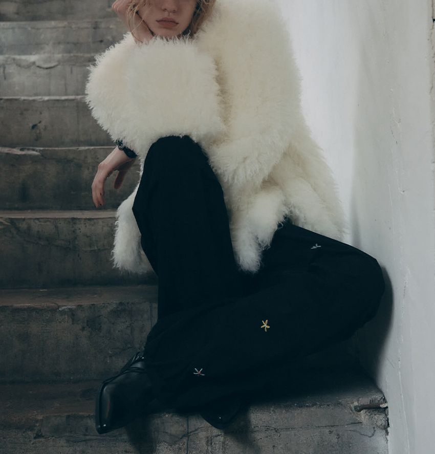 ASIF CALIE★韓国★人気★TAIL POINT FUR JACKET 2色 ASIF CALIE☆韓国☆人気☆TAIL POINT FUR JACKET 2色