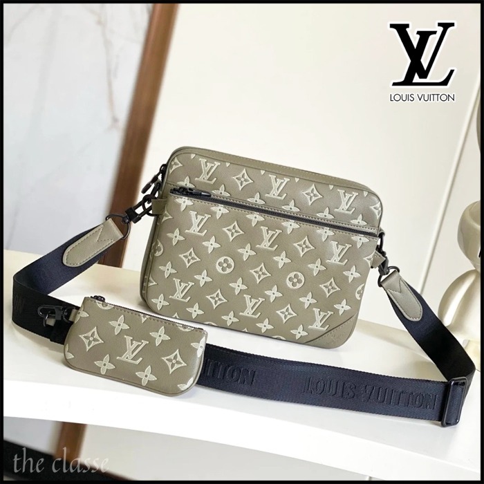 【存在感バツグン♪】Louis Vuitton トリオメッセンジャーバッグ