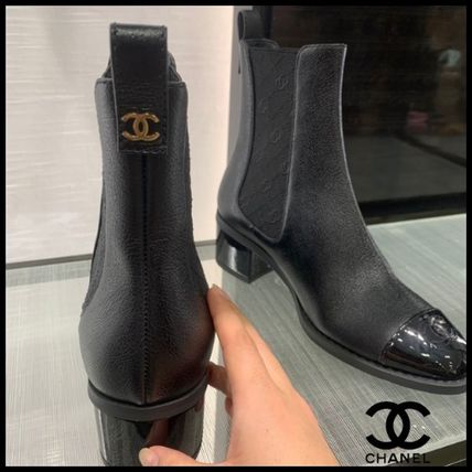 サイドゴア CHANEL(シャネル) ブーツ(レディース) - 海外通販のBUYMA
