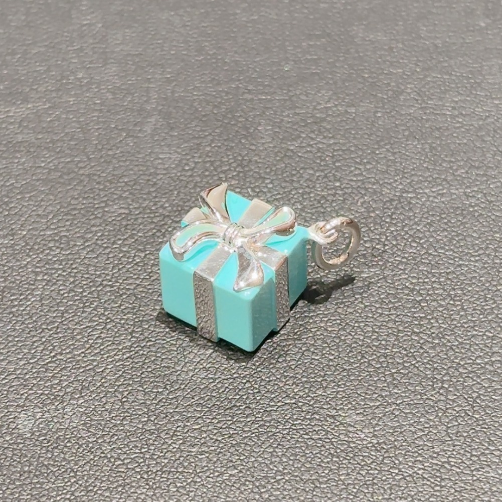 Tiffany & Co.] ティファニー ブルー ボックス チャーム