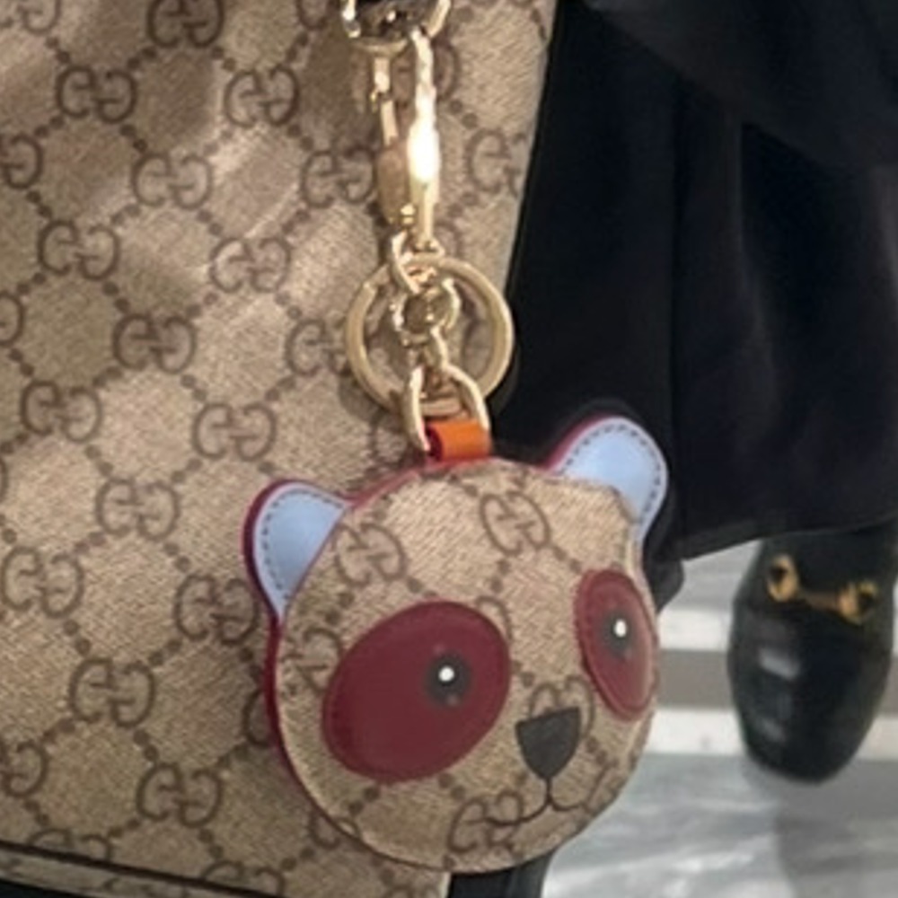 すぐ届く*GUCCI*グッチ*ドッグ シェイプ バッグ チャーム GUCCI】ドッグ シェイプ バッグ チャーム (GUCCI/キーホルダー