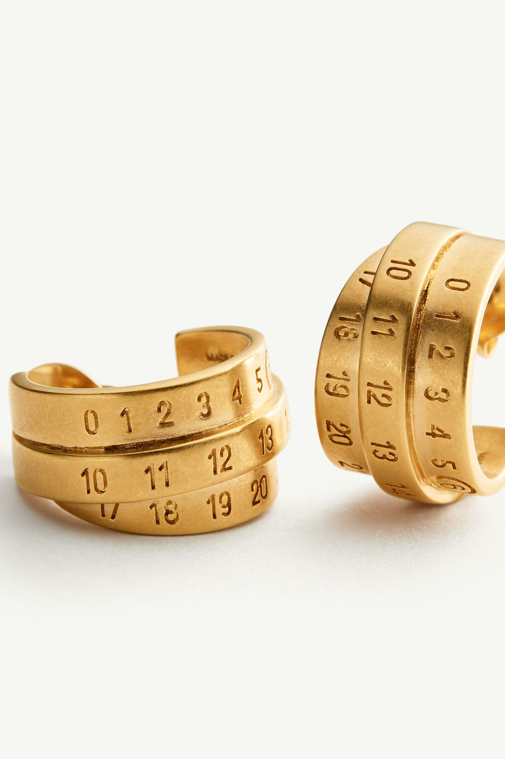 関税送料込★MM6 Maison Margiela Numericピアス MM6 Maison Margiela お洒落 人気 Numeric ピアス