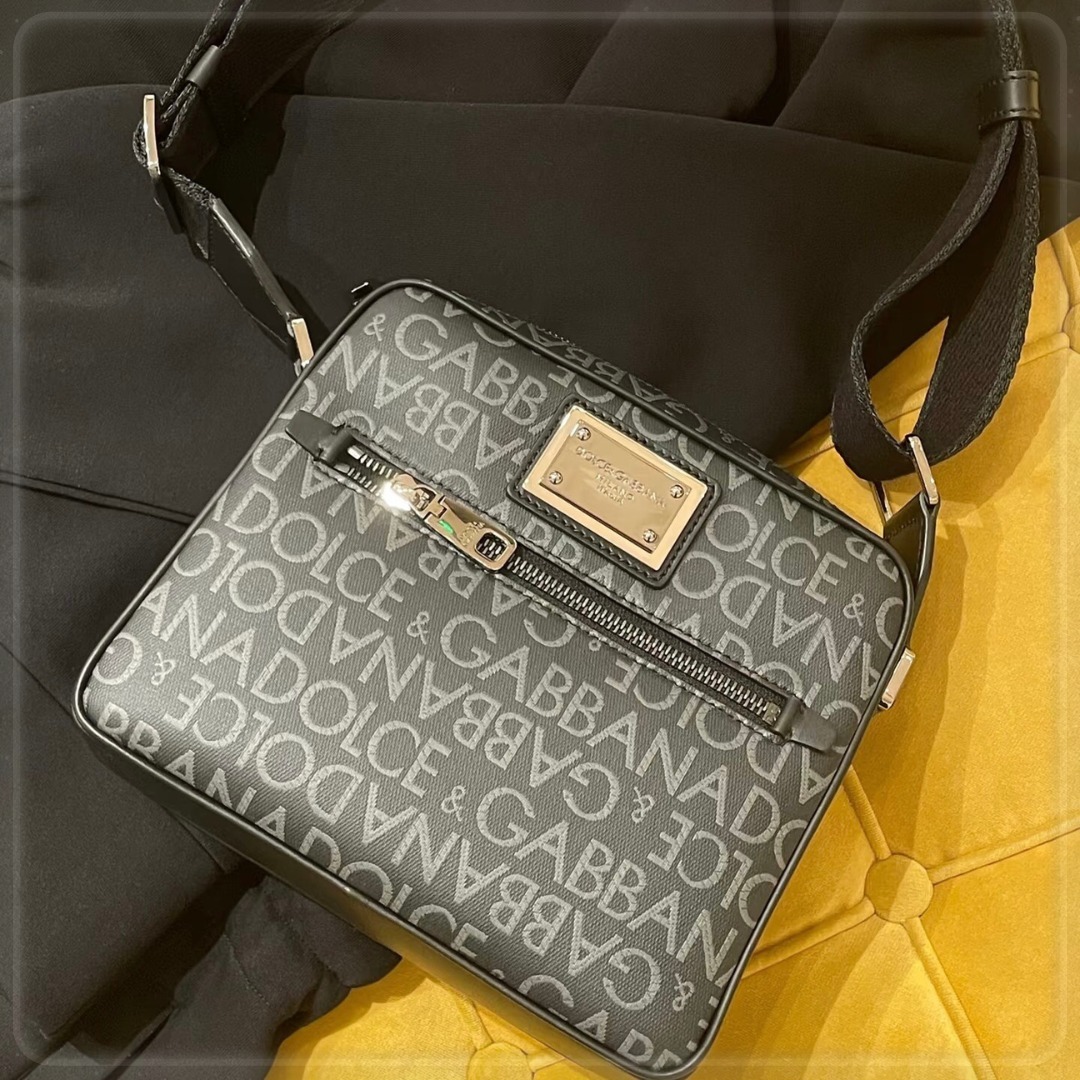 【DOLCE&GABBANA】クロスボディバッグ ジャカード ロゴ 3色展開