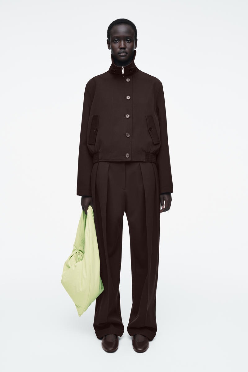 cos kiteバッグ KITE OVERSIZED SHOULDER BAG - NYLON - BLACK | COS