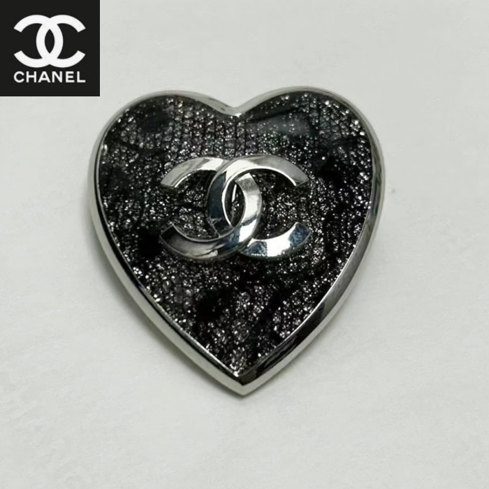 ハートモチーフが可愛い♡【CHANEL】COCOブローチ
