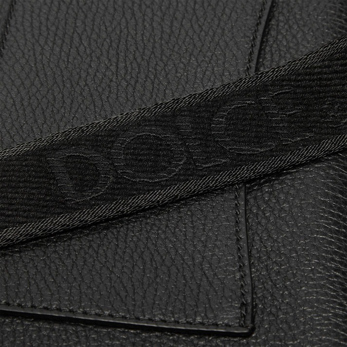 ドルチェ＆ガッバーナ ロゴレザーショルダーバッグ ブラック Dolce & Gabbana ロゴエンボス レザーショルダーバッグ