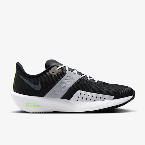 《☆レア☆》☆NIKE☆Rival Fly 4☆Black