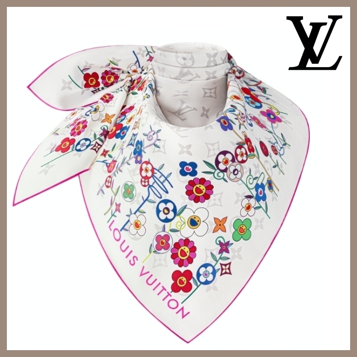 【華やかな花柄デザインが魅力的】Louis Vuitton スカーフ