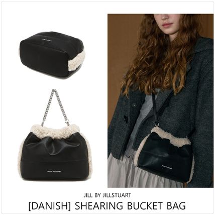 【JILLSTUART】DANISH SHEARING バケットバッグ★送料・関税込★ バケットバッグ JILLSTUART(ジルスチュアート) - 海外通販のBUYMA