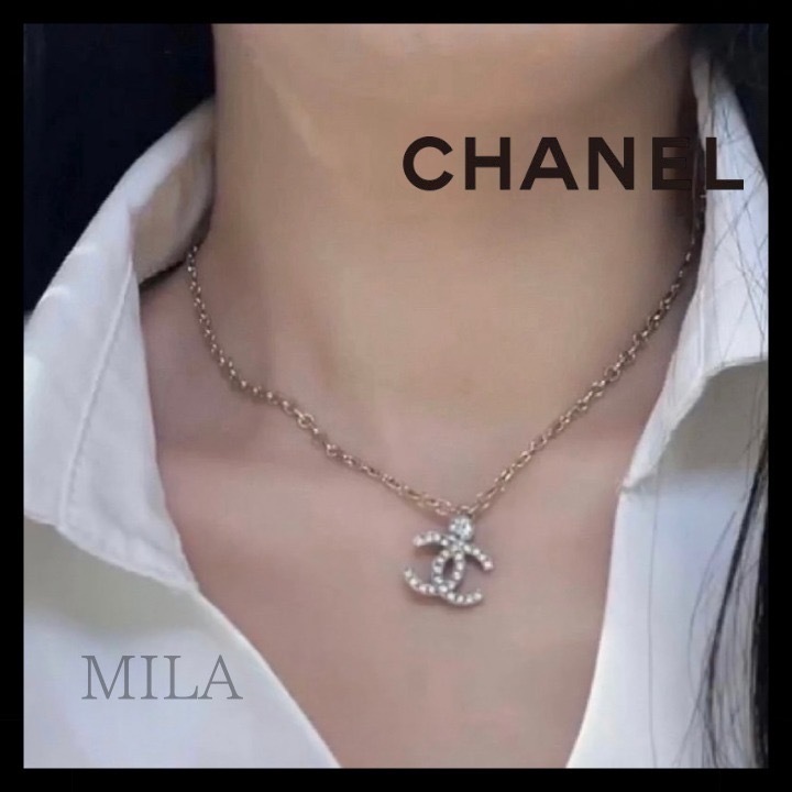 24K オシャレなバイカラー☆】CHANEL ストール