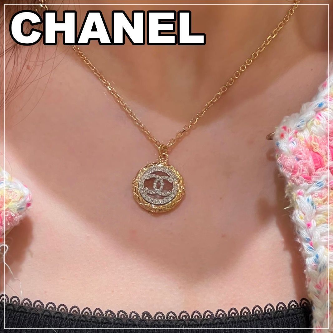 CHANEL 25C《上品な輝き♪》ストラスネックレス