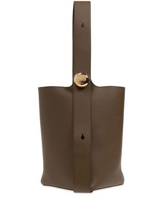 ブラウン（茶色）系 LOEWE PEBBLE(ロエベ ペブル) ショルダー