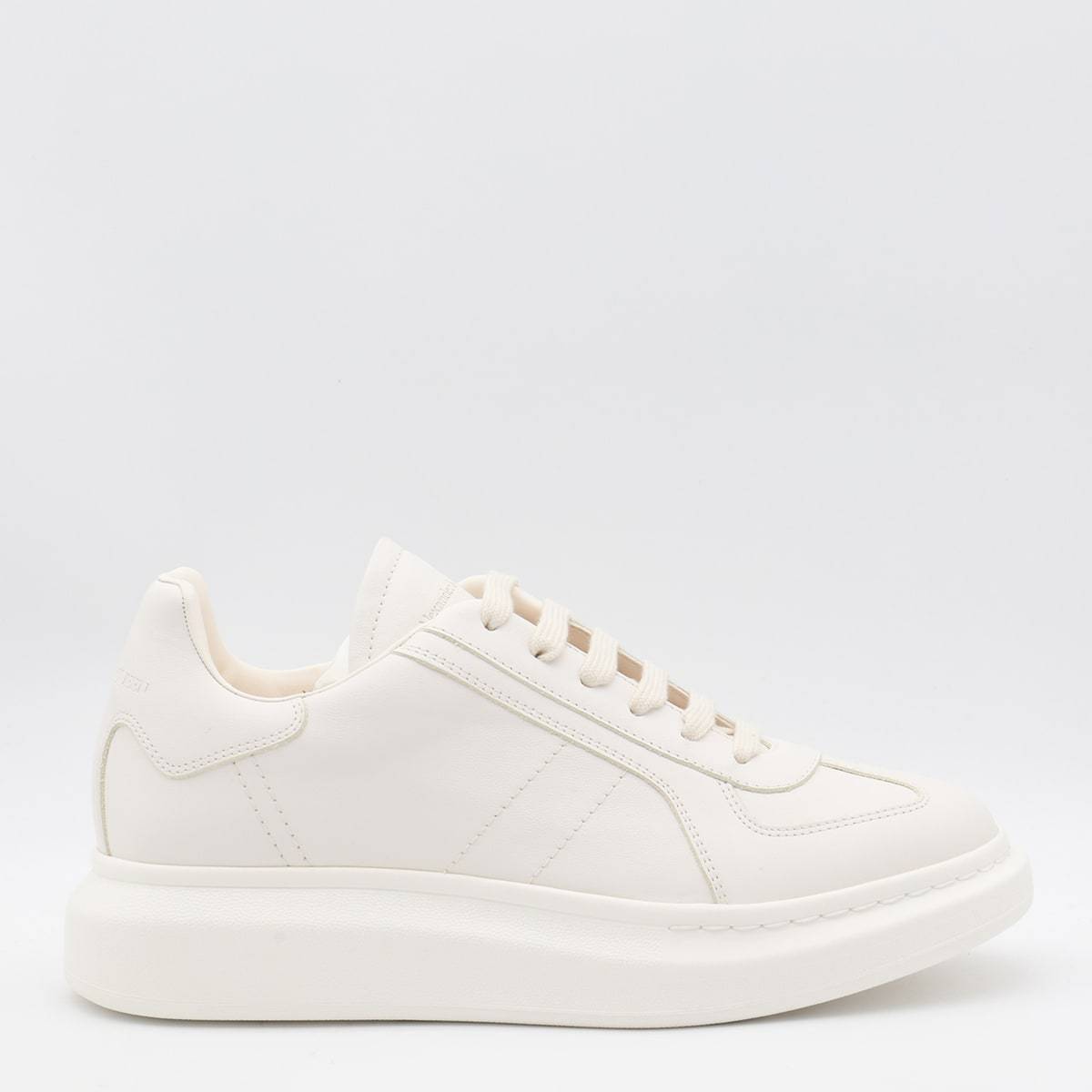 【送料&関税込】Alexander McQueen White Sneakers