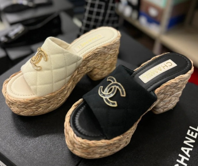 《大人気☆》 CHANEL サンダル