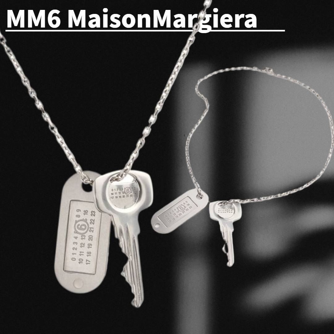 ギフトにも★関税込【MM6】Key ネックレス