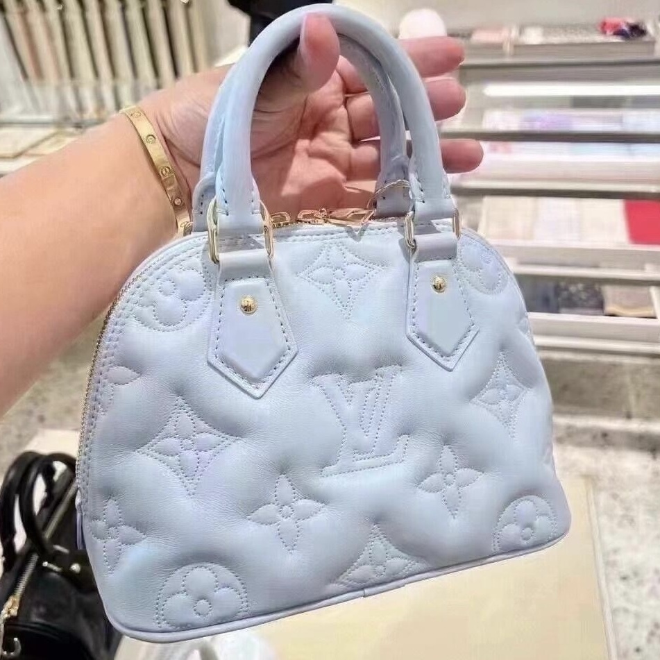【刺繍デザインが素敵♡】LOUIS VUITTON アルマ・ソフト BB アルマ・ソフト BB バブルグラム・レザー｜ルイ・ヴィトン 公式