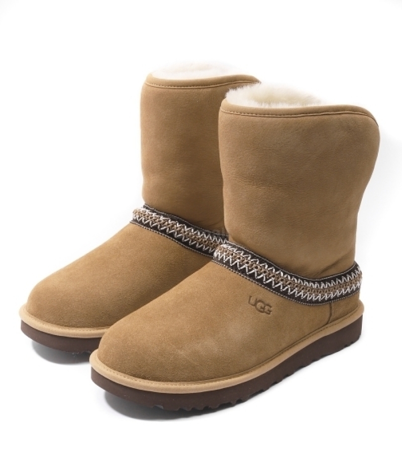 UGG｜BOOTS (CLASSIC SHORT CRESCENT - CHESTNUT (1161770))