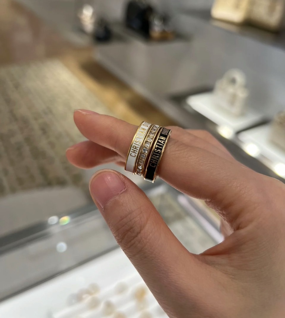 【日本未入荷♪希少アイテム】DIOR ホワイトクリスタル