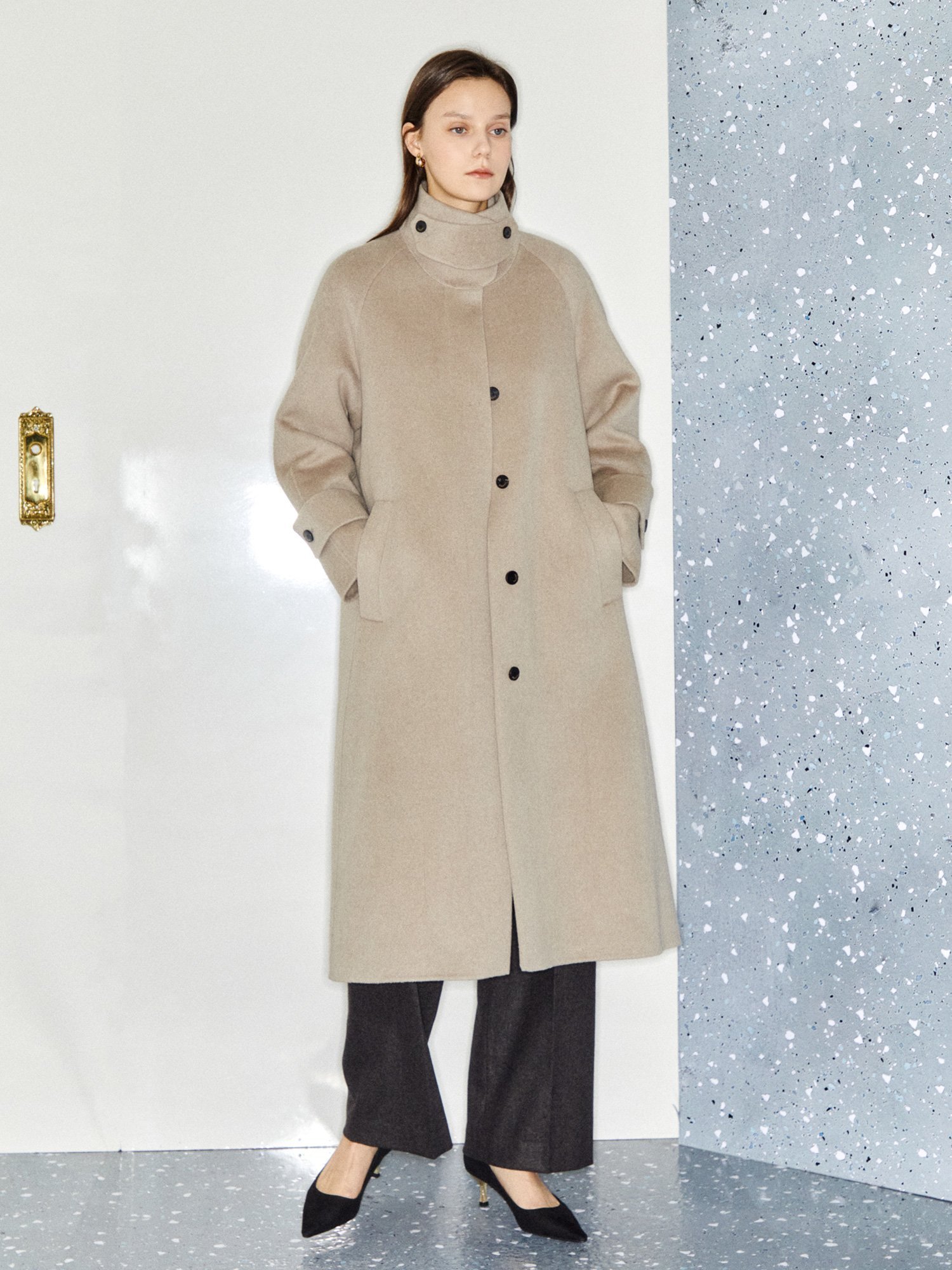 ◆THE IZZAT COLLECTION カシミヤラグランコート M THE IZZAT COLLECTION(ザアイザクコレクション) コート