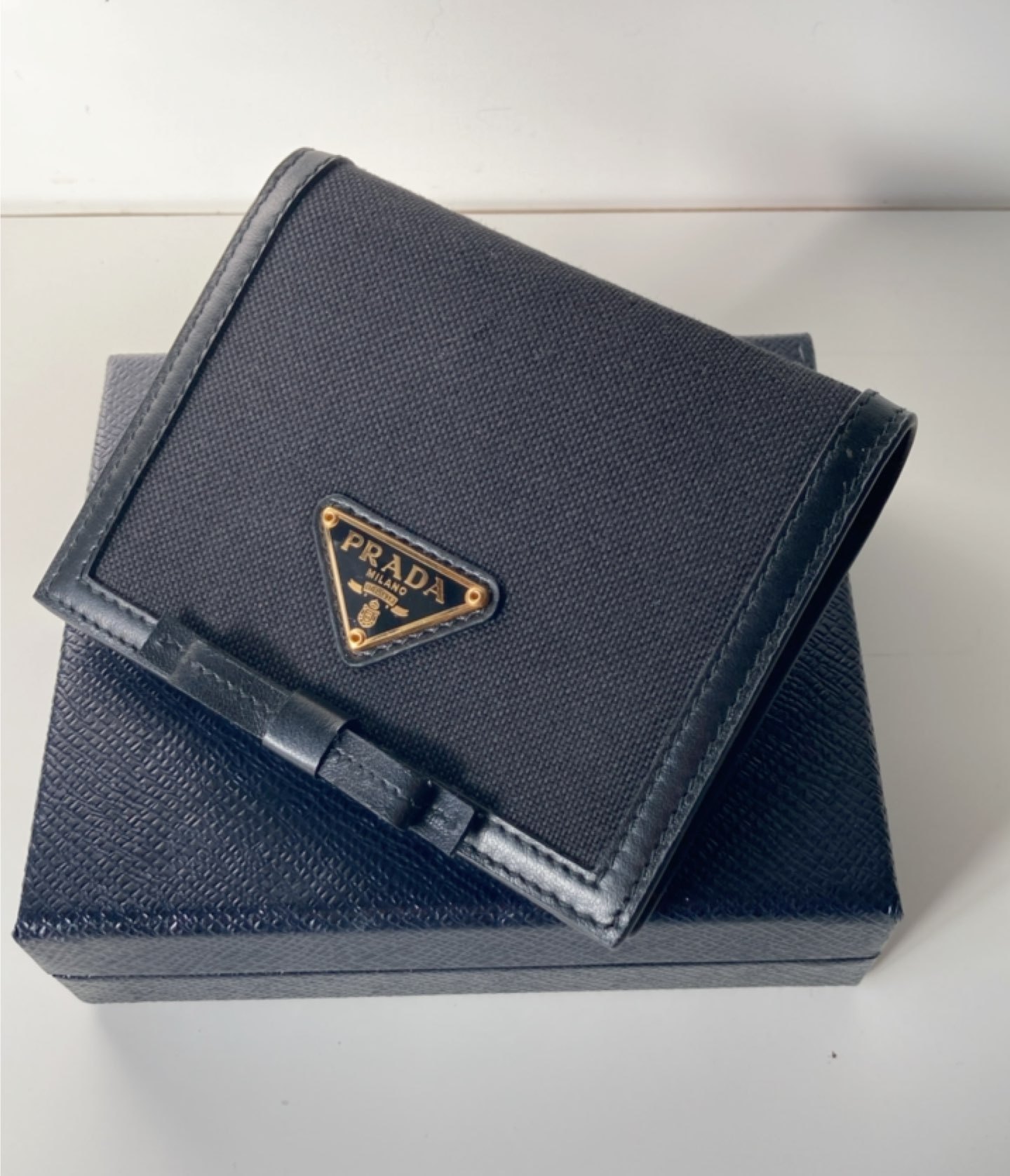 PRADA♪ ジャガード 折財布