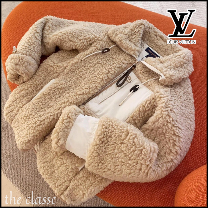 【もこもこ快適★】スポーティな雰囲気♪ LouisVuitton フリース