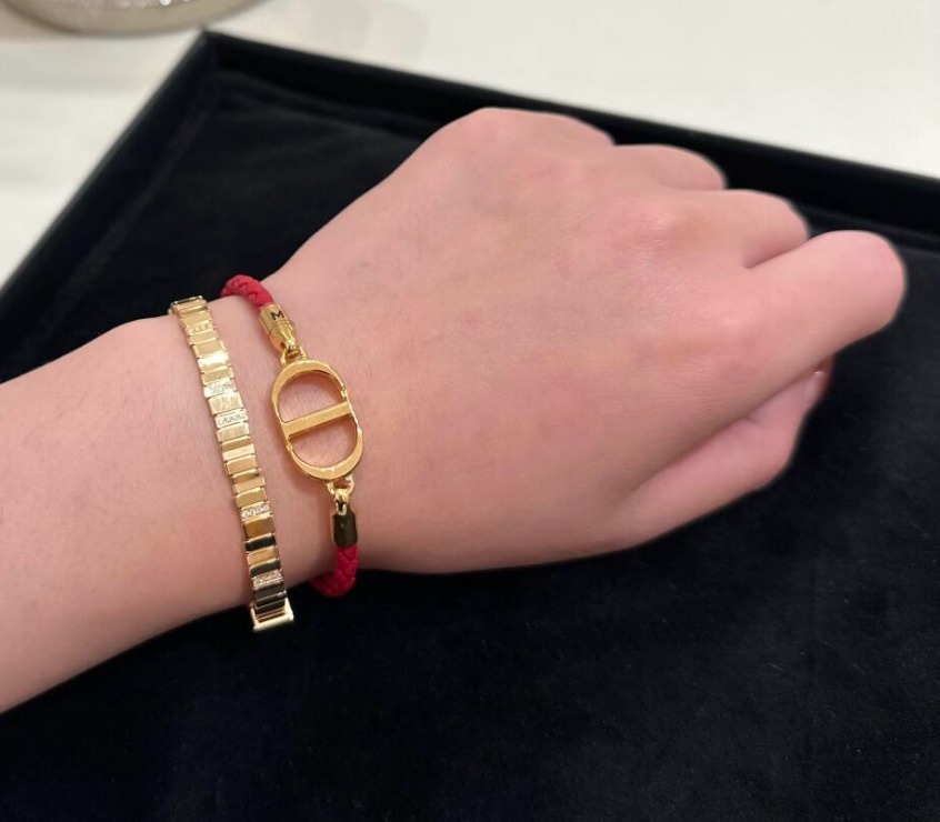 DIOR ブレスレット b2668womcm-d37r レザーでかっこいい♡】DIOR ブレスレット (Dior/ブレスレット