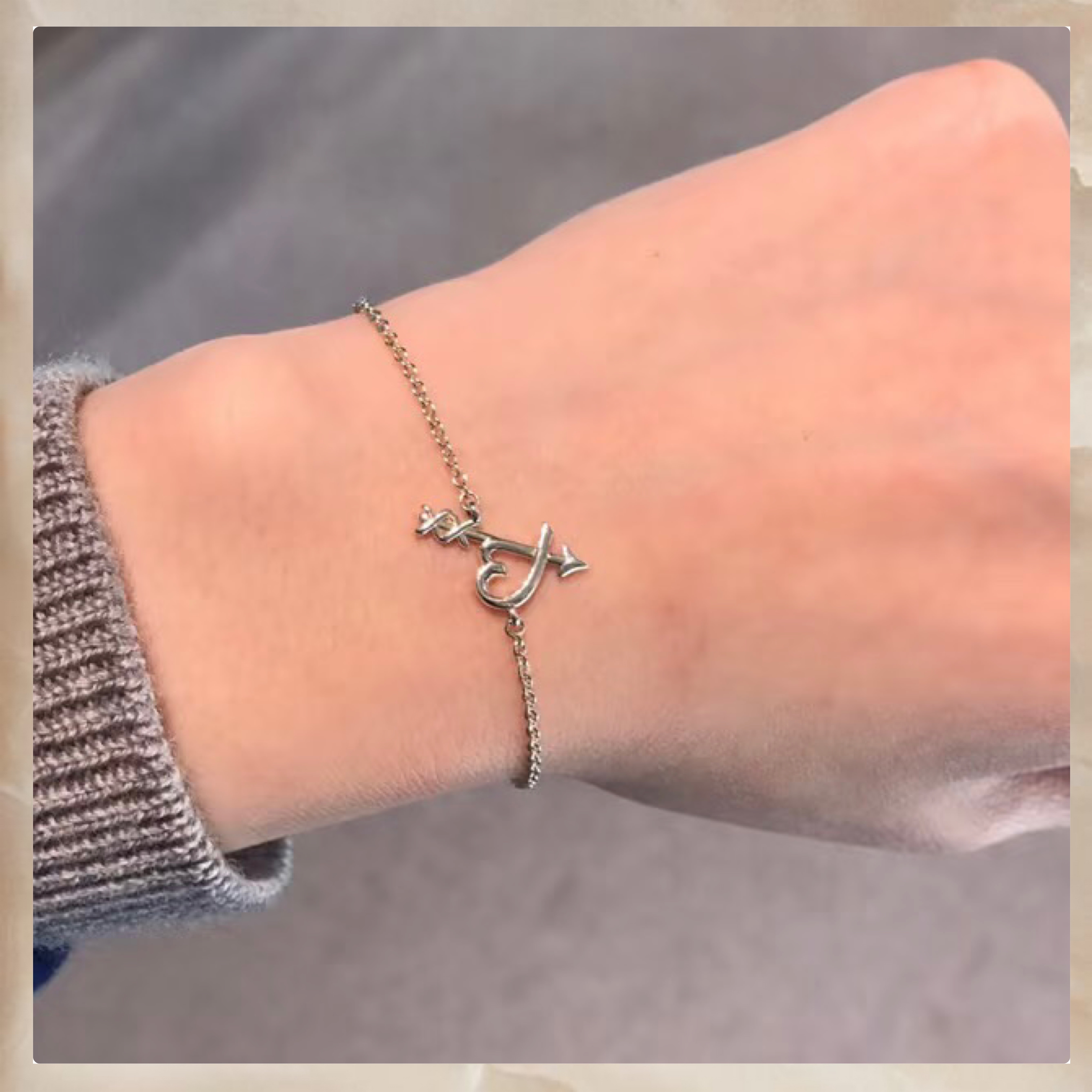 【Tiffany & Co】ラビング ハート アロー ブレスレット