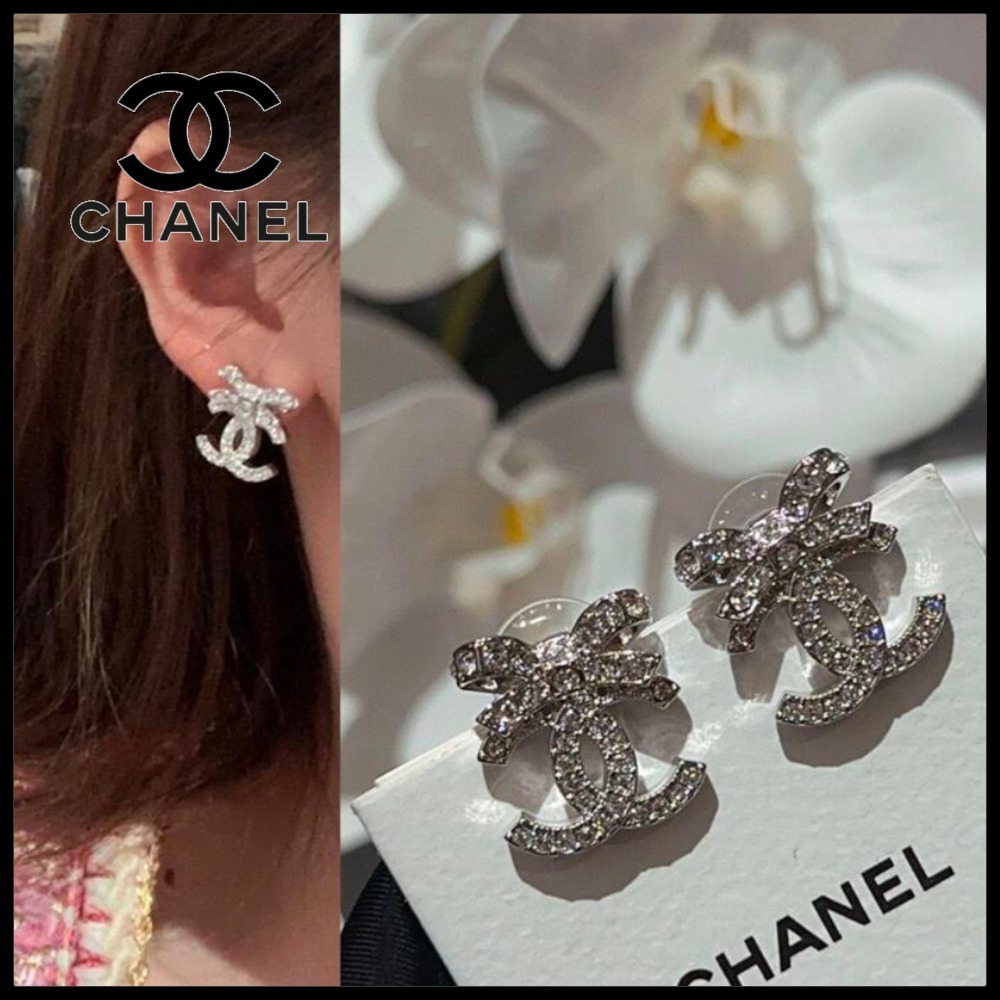 【リボンとロゴが可愛い♪】CHANEL  ピアス