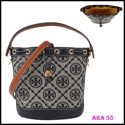 Tory Burch 正規品/送料関税込み Monogram Bucket Bag