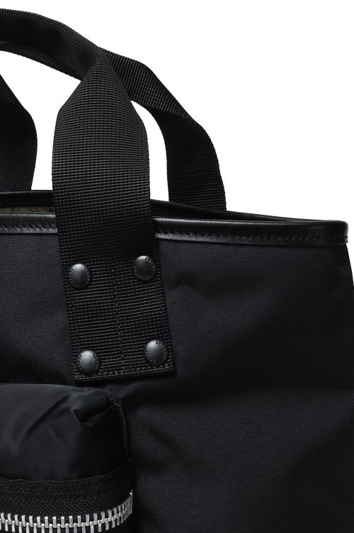 《機能的なデザイン》【sacai】ポケットトートバッグ ミディアム