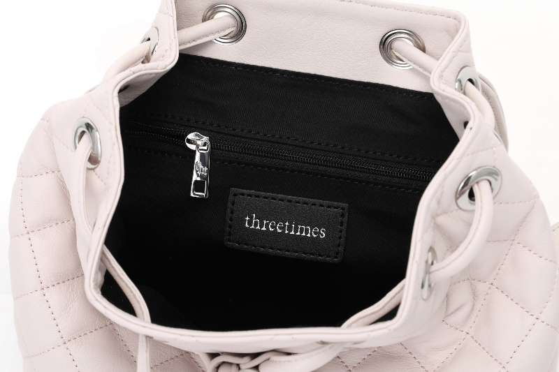 threetimes】Red Velvet JOY着用☆Acorn Quilted Backpack