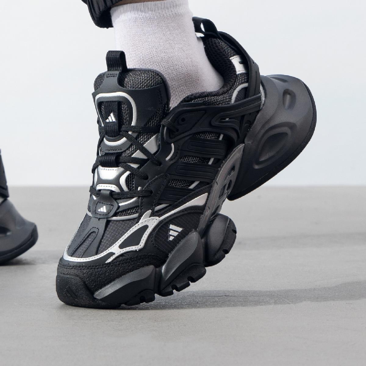 【関税込み】adidas XLG ランナー デラックス 厚底 スニーカー ☆ADIDAS☆XLG Runner Deluxe 厚底 スニーカーJR3086☆追跡可
