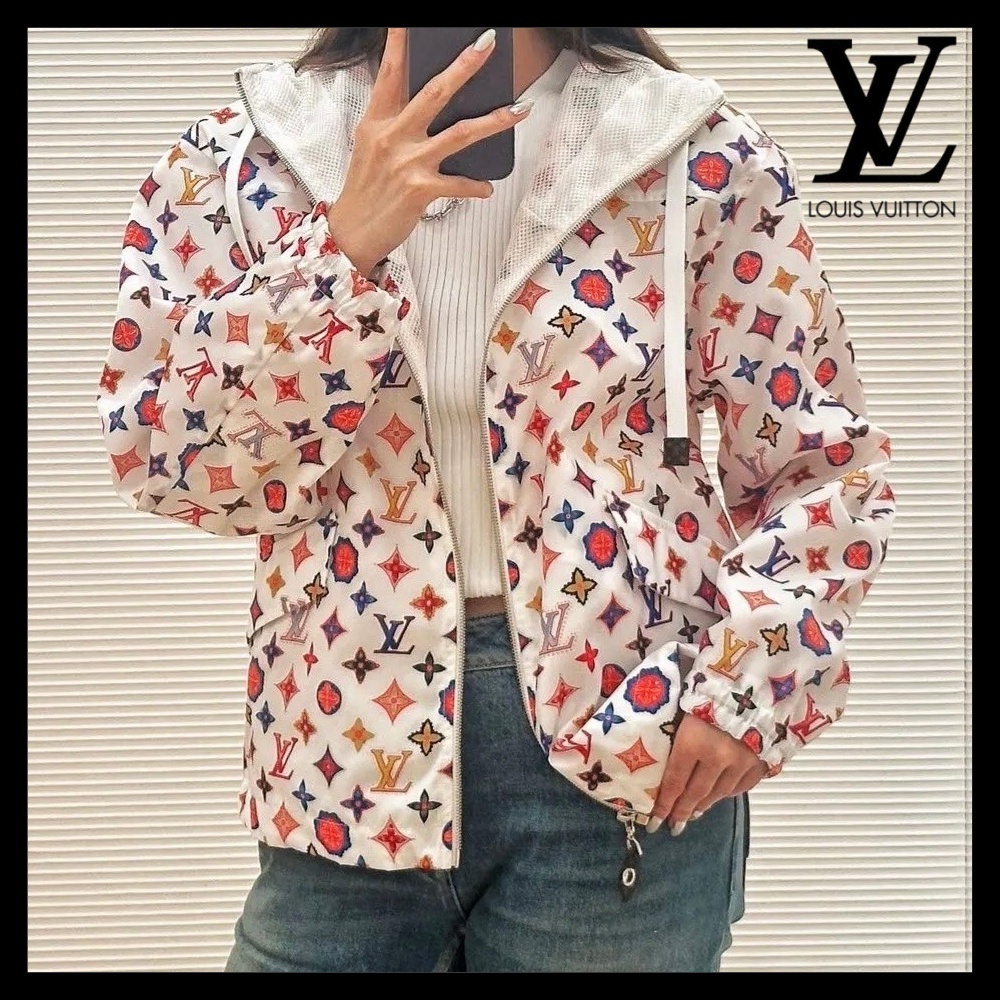 【主役級の存在感☆】Louis Vuitton パーカー