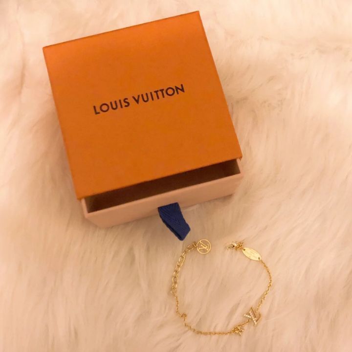Louis Vuitton《華やか》ブレスレット・LV アイコニック