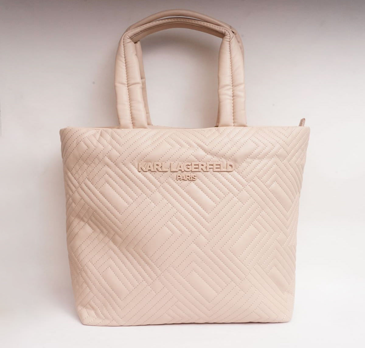 在庫有即発】Karl Lagerfeld QUILTING VOYAGE BIKER LARGE TOTE