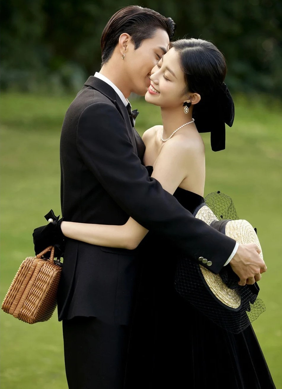 オフショルダー ウェディングドレス 結婚式 花嫁 エレガント韓国