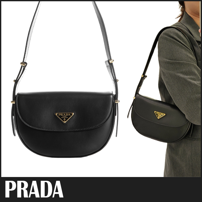 送料関税込☆PRADA アーケ フラップ付 レザー ショルダーバッグ