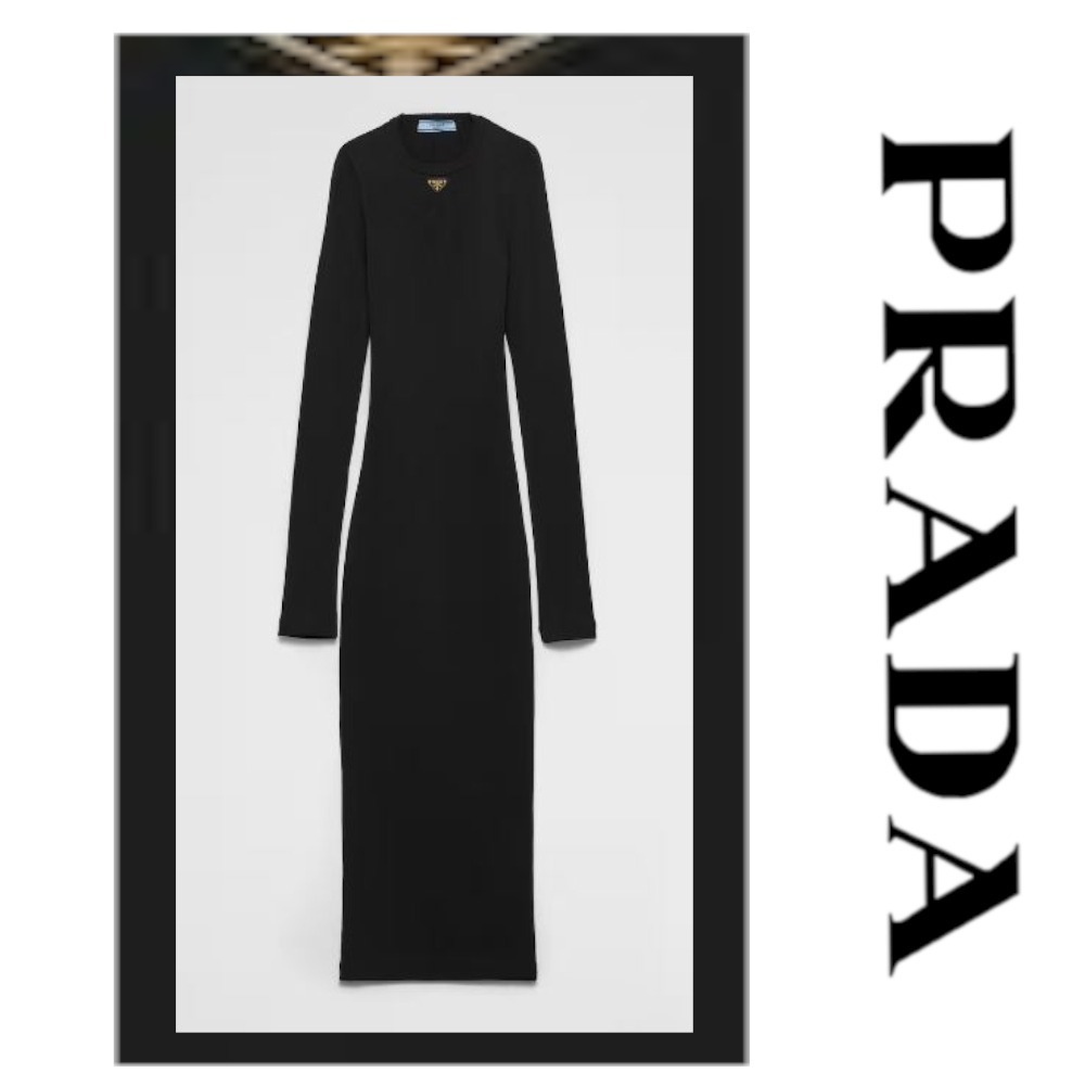 注目の新作♪【PRADA】リブ編みジャージードレス