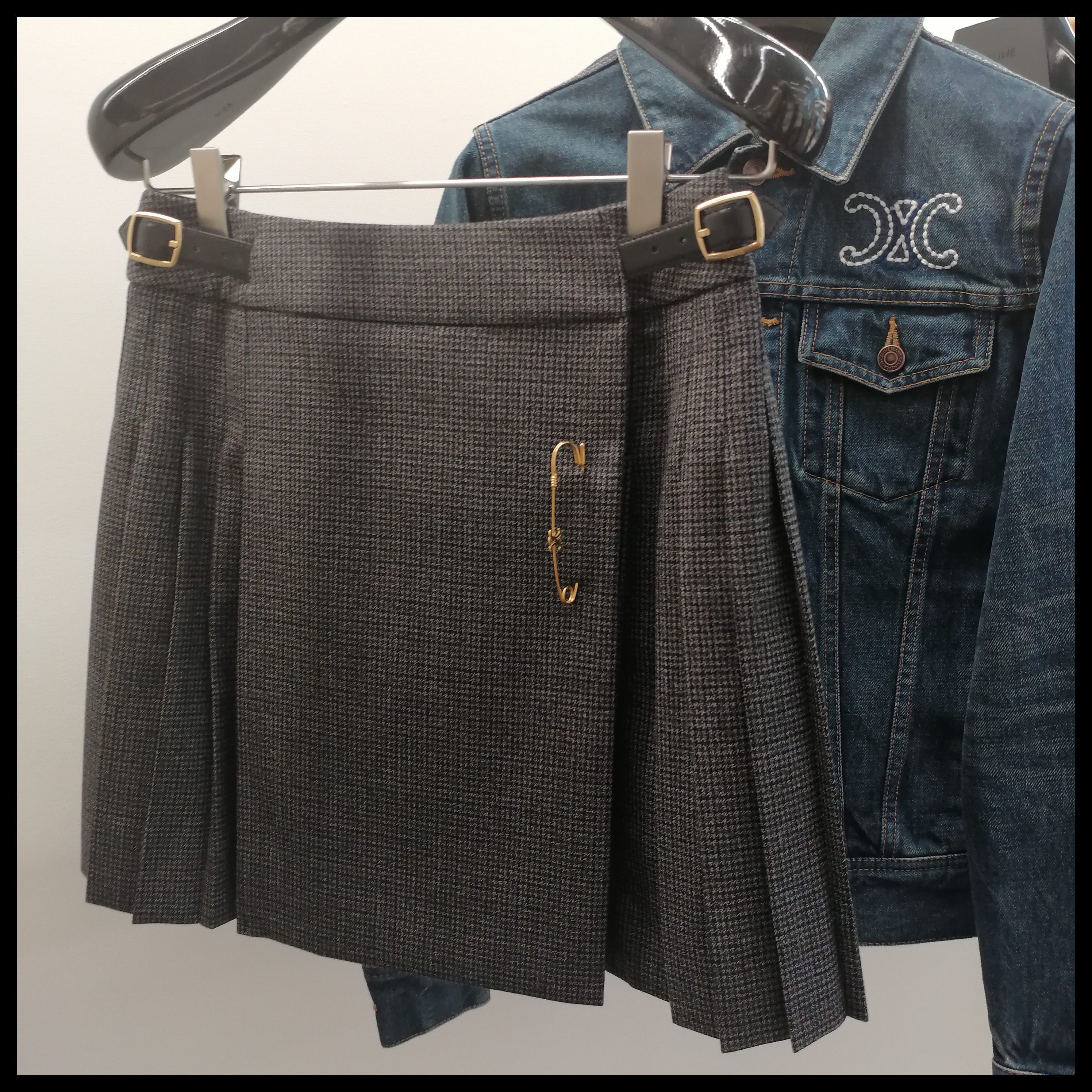 ◆CELINE◆ ミニスカート ウール グレー ベルト