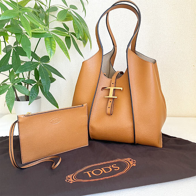 【国内発】トッズ Tタイムレス XBWTSBA0200 Q8E スモール トート