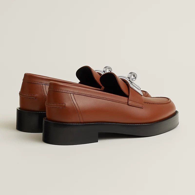 目を引くケリーバックル☆】Hermes モカシン ホット ゴールド